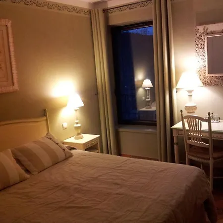 Du Poete Hotel 3*